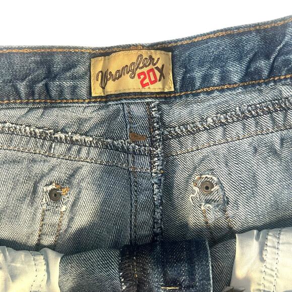 Wrangler 20X Premium Denim Jeans Medium Wash Straight Leg Leather Patch 34x22 - Picture 4 of 10